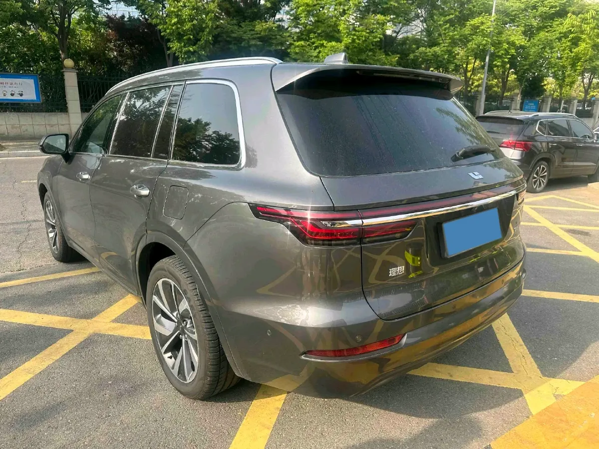 2021 Li ONE Range Extended 131HP REEV 40.5KWH,autocango,china used car exporter,china ev exporter,chinese used car exporter,chinese used ev exporter