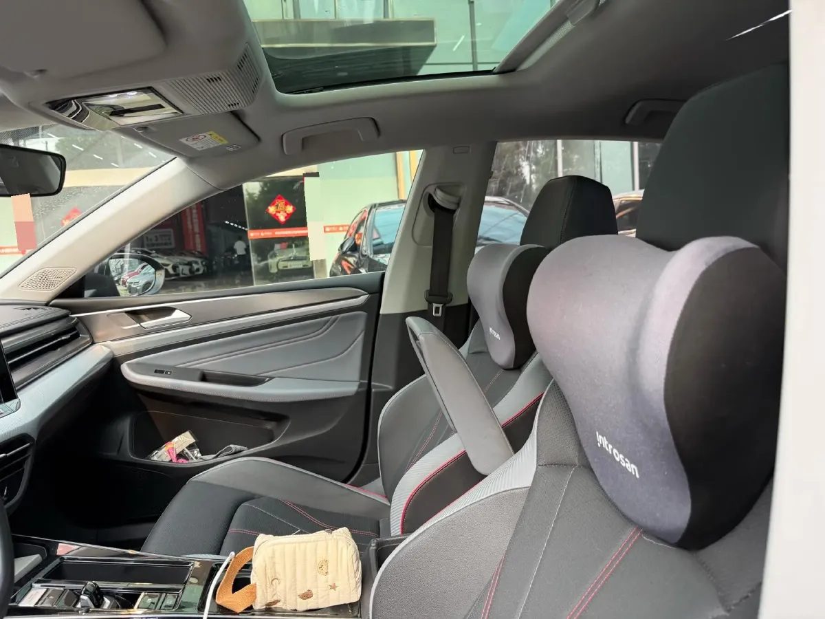 2024 Volkswagen Lamando 1.4T 150HP L4 7DCT,autocango,china used car exporter,china ev exporter,chinese used car exporter,chinese used ev exporter