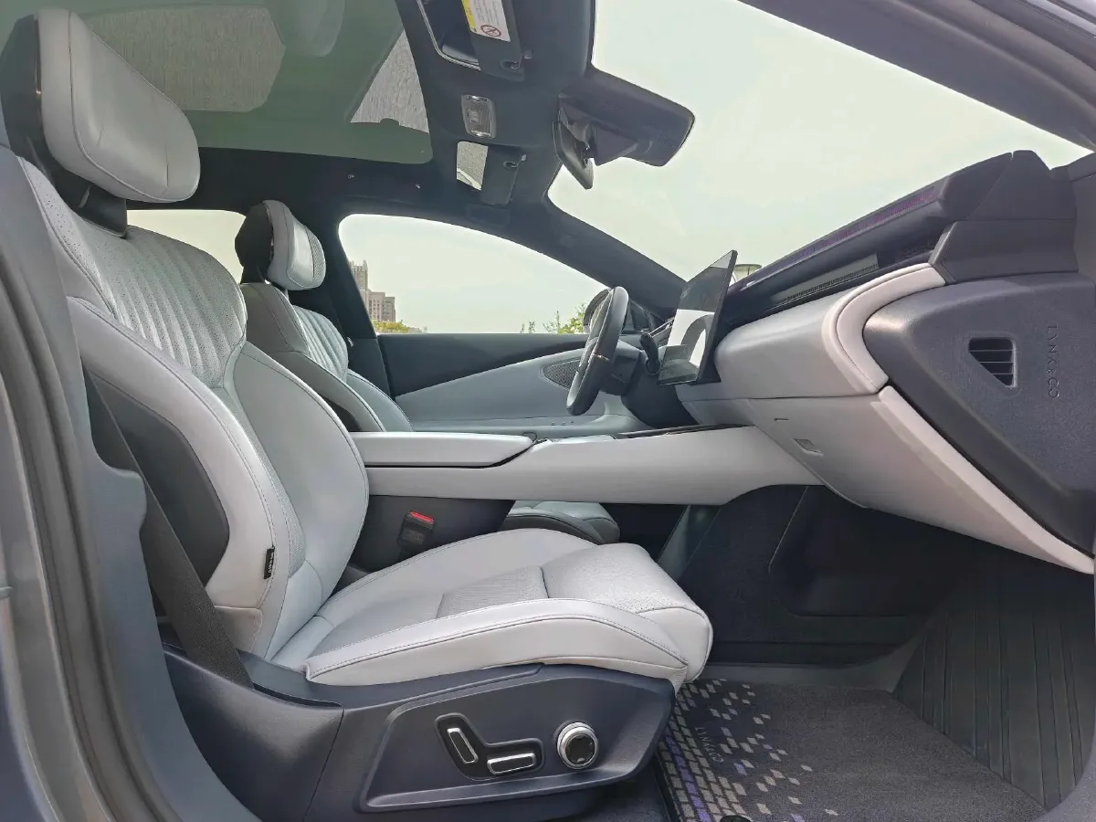 2024 Luxeed S7 BEV 100KWH,autocango,china used car exporter,china ev exporter,chinese used car exporter,chinese used ev exporter