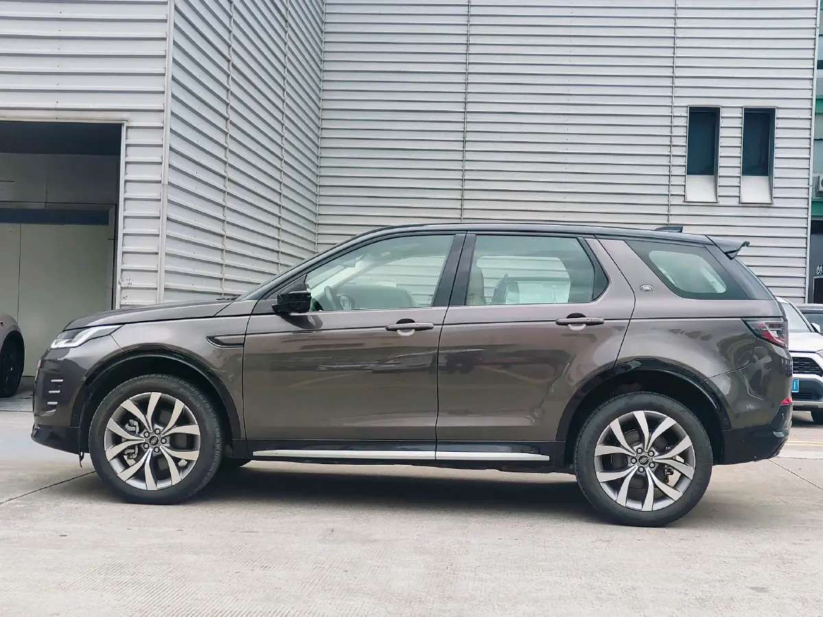 2024 Land Rover Discovery Sport 2.0T 249HP L4 9AT,autocango,china used car exporter,china ev exporter,chinese used car exporter,chinese used ev exporter