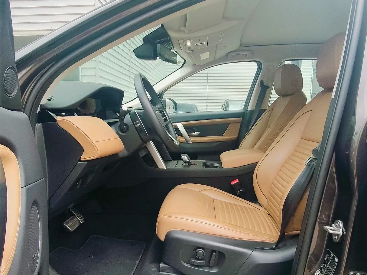 2024 Land Rover Discovery Sport 2.0T 249HP L4 9AT,autocango,china used car exporter,china ev exporter,chinese used car exporter,chinese used ev exporter