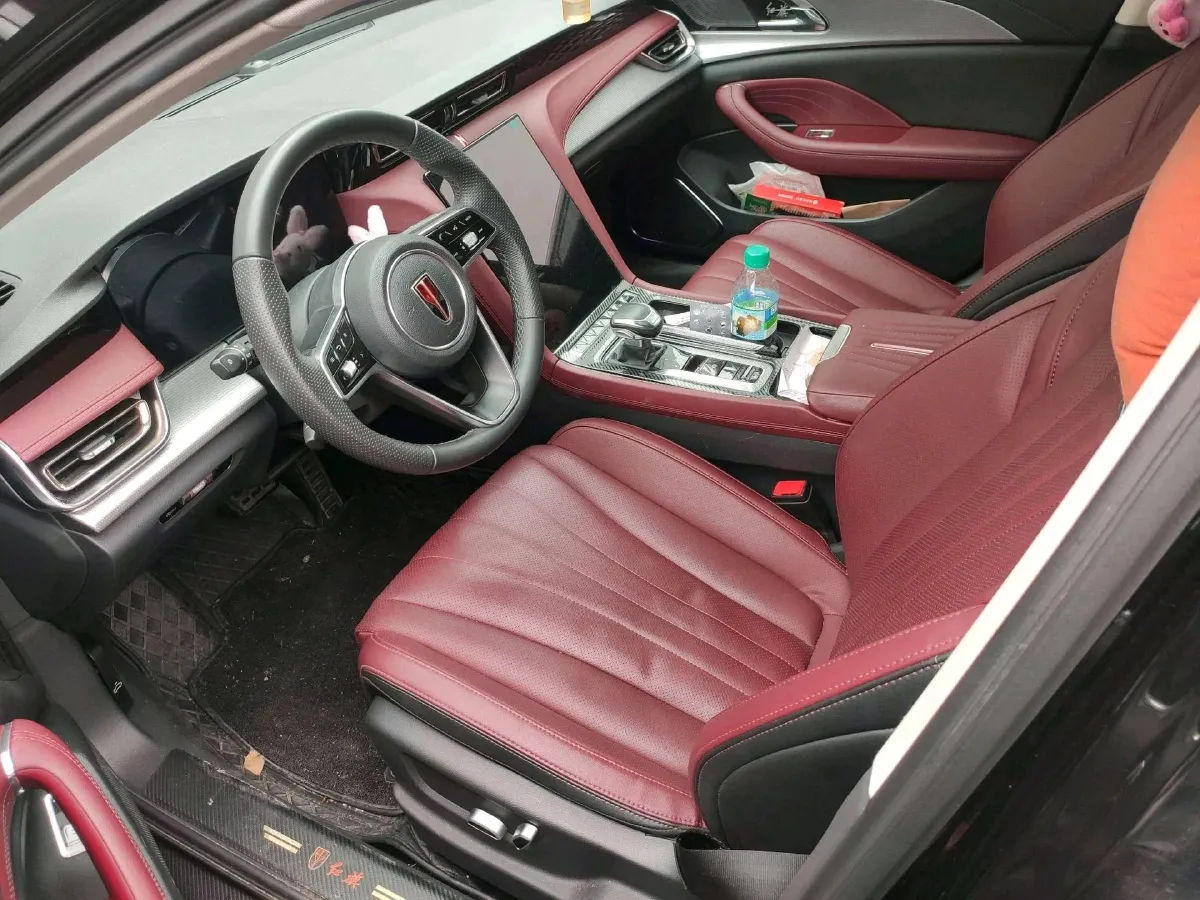 2023 HongQi H5 2.0T 224HP L4 8AT,autocango,china used car exporter,china ev exporter,chinese used car exporter,chinese used ev exporter