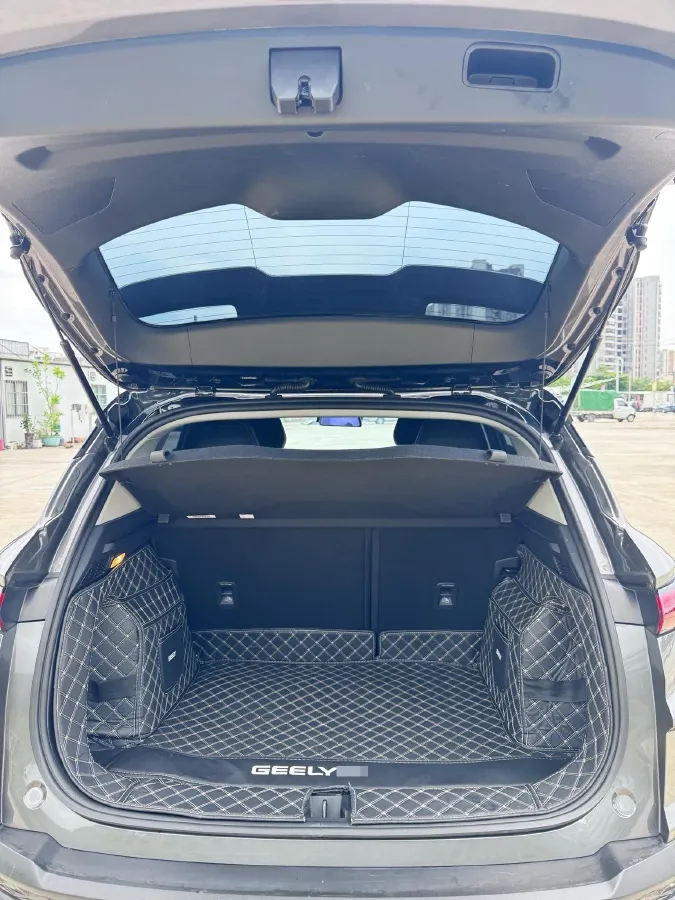 2022 Geely Coolray 1.5T 181HP L4 7DCT,autocango,china used car exporter,china ev exporter,chinese used car exporter,chinese used ev exporter