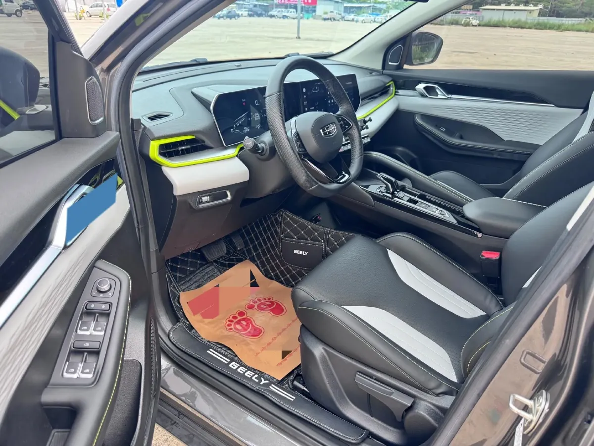 2022 Geely Coolray 1.5T 181HP L4 7DCT,autocango,china used car exporter,china ev exporter,chinese used car exporter,chinese used ev exporter
