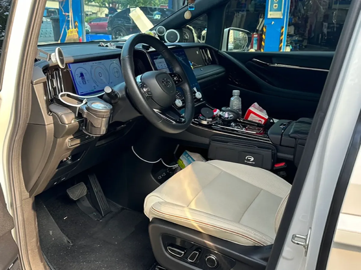 2023 GAC Trumpchi M8 2.0T 190HP L4 E-CVT Hybrid,autocango,china used car exporter,china ev exporter,chinese used car exporter,chinese used ev exporter
