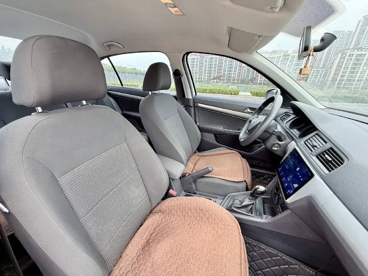 2017 Volkswagen Lavida 1.6L 110HP L4 6AT,autocango,china used car exporter,china ev exporter,chinese used car exporter,chinese used ev exporter