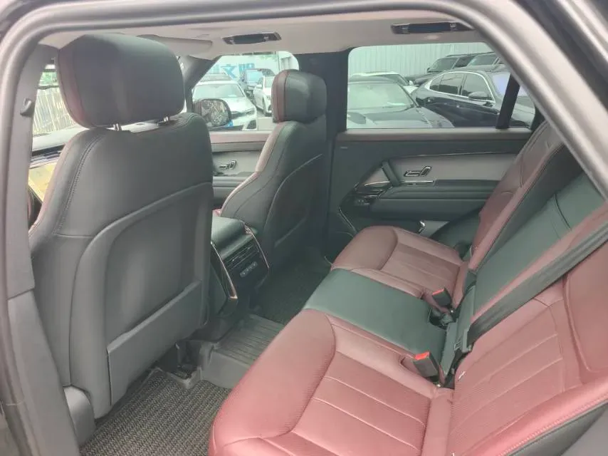 2024 Land Rover Range Rover Sport 3.0T 400HP L6 8AT,autocango,china used car exporter,china ev exporter,chinese used car exporter,chinese used ev exporter