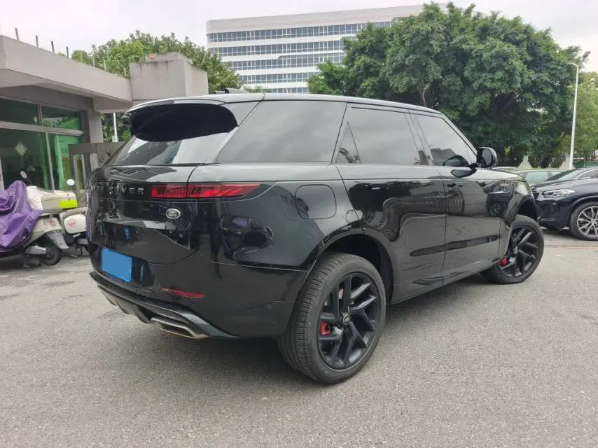 2024 Land Rover Range Rover Sport 3.0T 400HP L6 8AT,autocango,china used car exporter,china ev exporter,chinese used car exporter,chinese used ev exporter