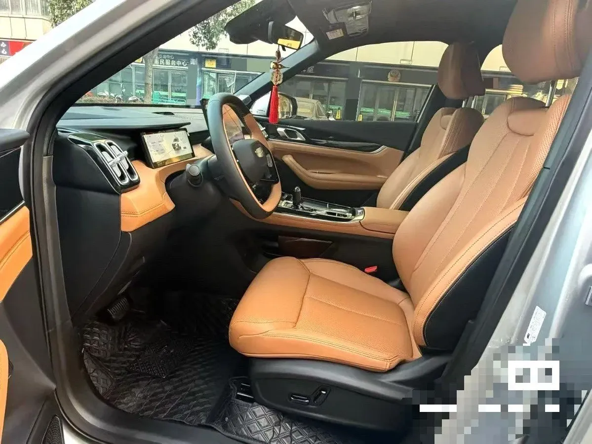 2025 Geely StarRay 1.5T 181HP L4 7DCT,autocango,china used car exporter,china ev exporter,chinese used car exporter,chinese used ev exporter