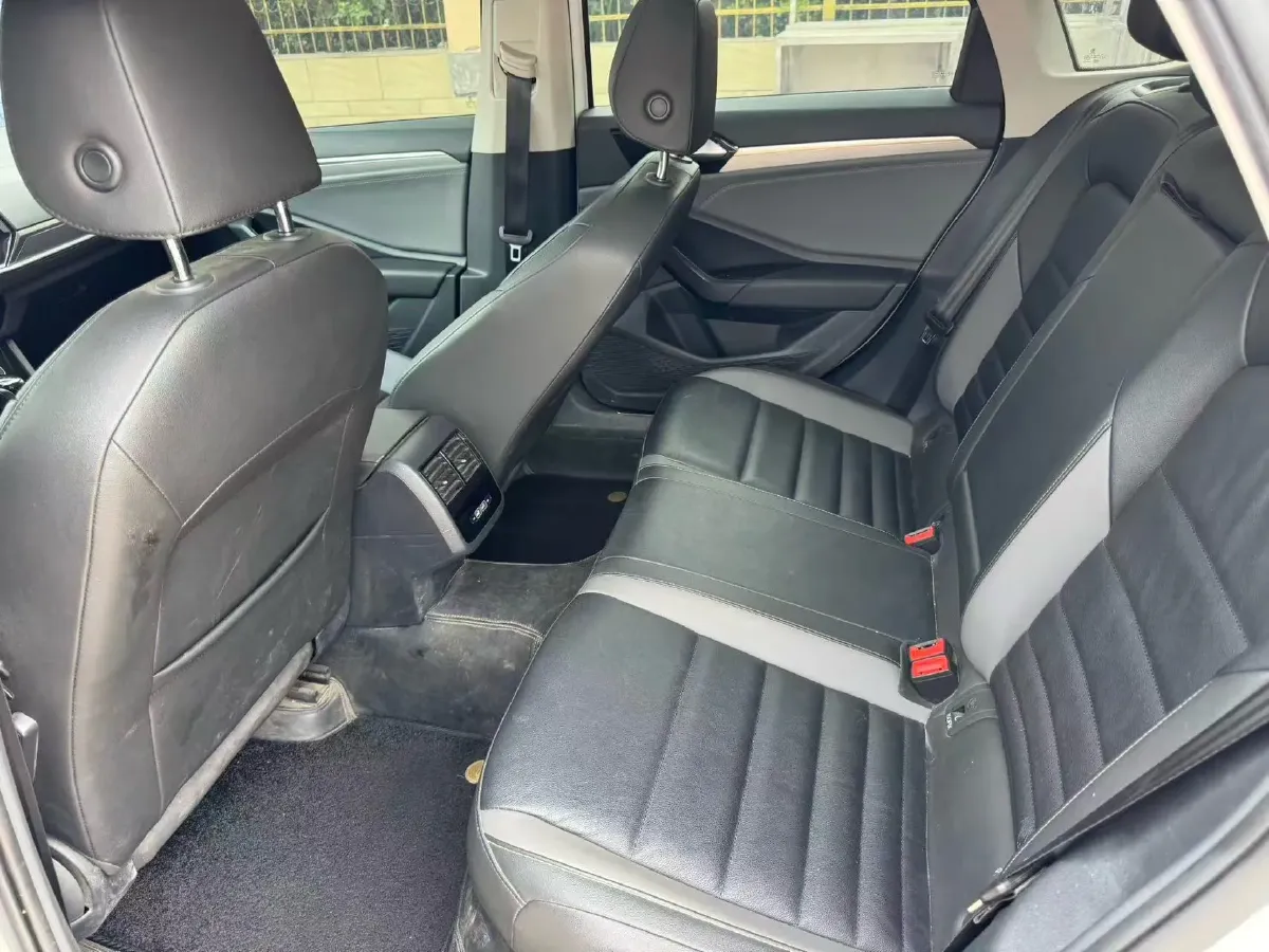 2021 Volkswagen Sagitar 1.4T 150HP L4 7DCT,autocango,china used car exporter,china ev exporter,chinese used car exporter,chinese used ev exporter