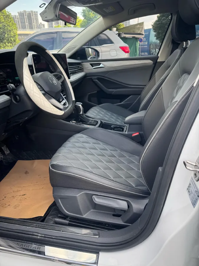 2024 Volkswagen Sagitar 1.5T 160HP L4 7DCT,autocango,china used car exporter,china ev exporter,chinese used car exporter,chinese used ev exporter
