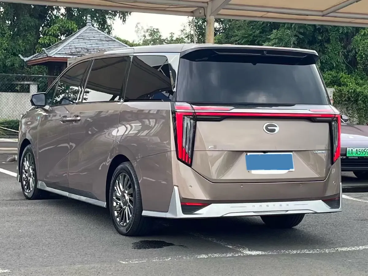 2023 GAC Trumpchi M8 2.0T 190HP L4 E-CVT Hybrid,autocango,china used car exporter,china ev exporter,chinese used car exporter,chinese used ev exporter