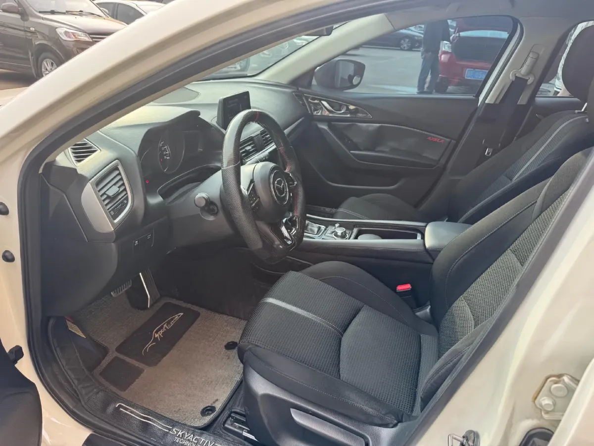 2017 Mazda 3 Axela 1.5L 117HP L4 6AT,autocango,china used car exporter,china ev exporter,chinese used car exporter,chinese used ev exporter