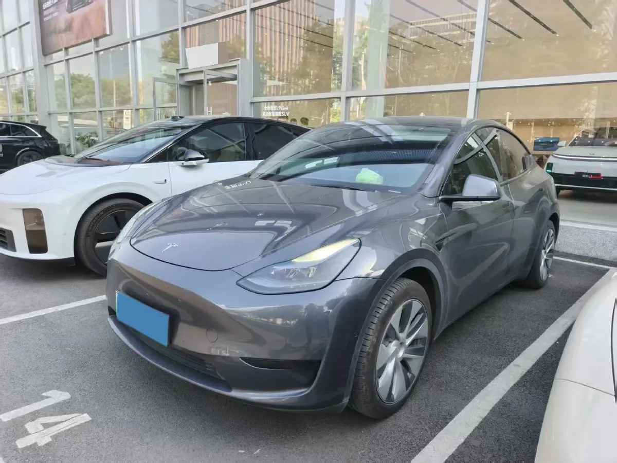 2022 Tesla Model Y BEV 60KWH,autocango,china used car exporter,china ev exporter,chinese used car exporter,chinese used ev exporter