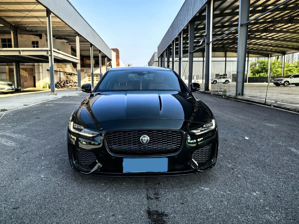 2025 Jaguar XEL 2.0T 250HP L4 8AT,autocango,china used car exporter,china ev exporter,chinese used car exporter,chinese used ev exporter