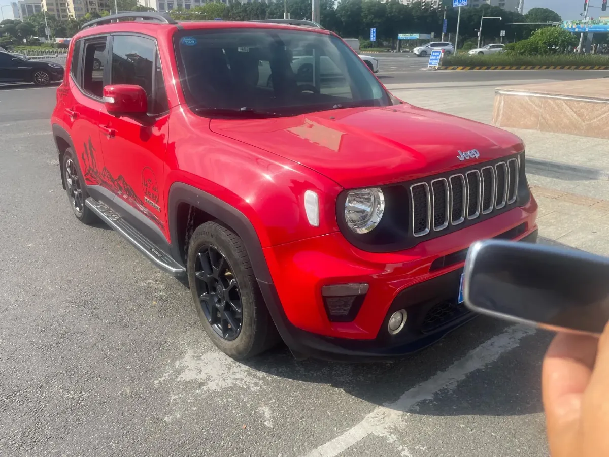 2019 Jeep Renegade 1.3T 173HP L4 7DCT,autocango,china used car exporter,china ev exporter,chinese used car exporter,chinese used ev exporter