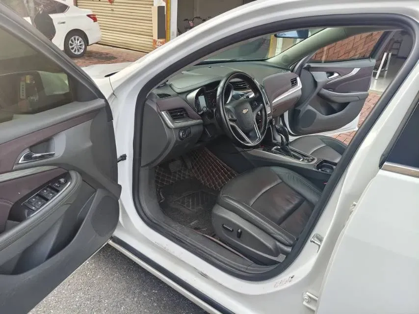 2018 Chevrolet Malibu 1.5T 170HP L4 6AT,autocango,china used car exporter,china ev exporter,chinese used car exporter,chinese used ev exporter