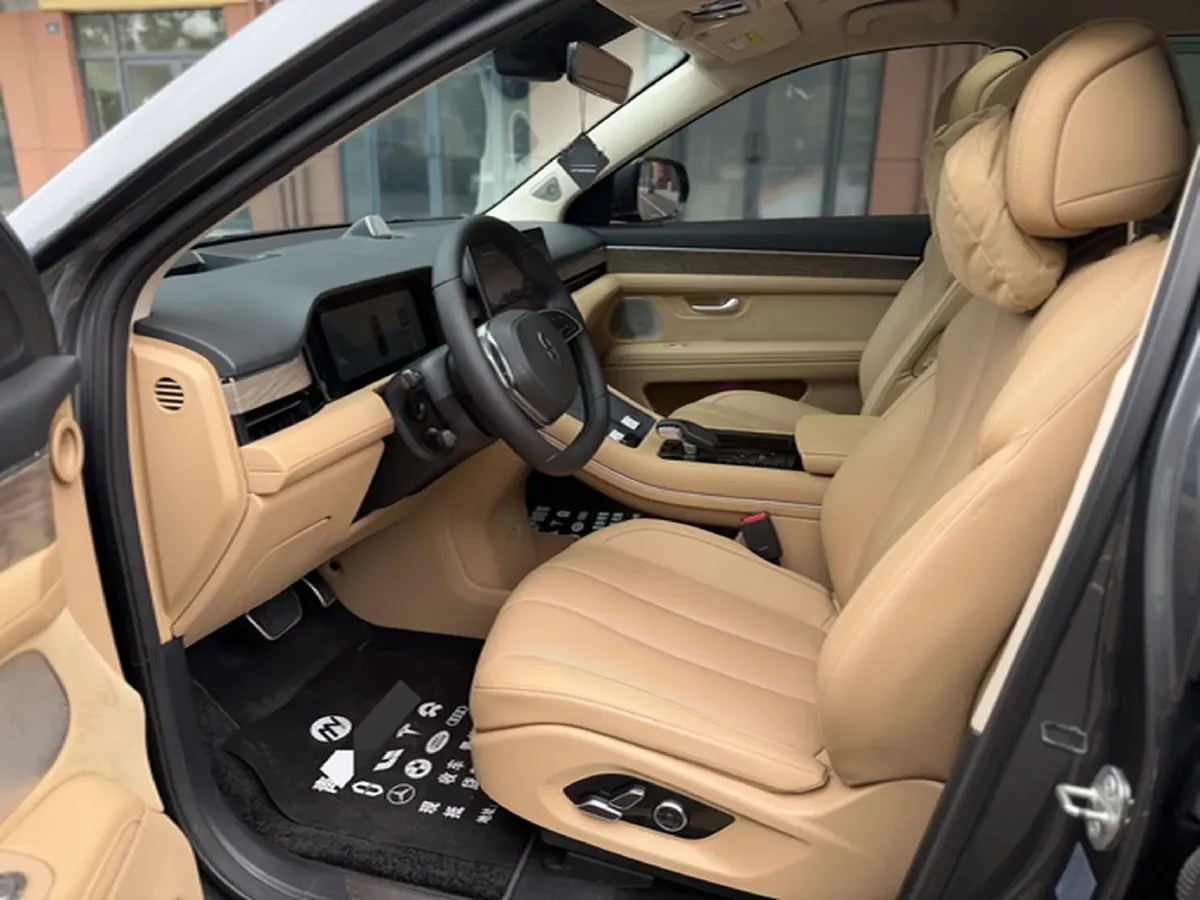 2022 Infiniti Q50L 2.0T 211HP L4 7AT,autocango,china used car exporter,china ev exporter,chinese used car exporter,chinese used ev exporter