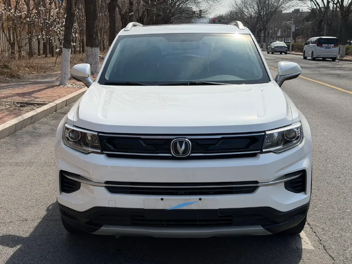 2019 ChangAn CS35 Plus 1.6L 128HP L4 6AT,autocango,china used car exporter,china ev exporter,chinese used car exporter,chinese used ev exporter