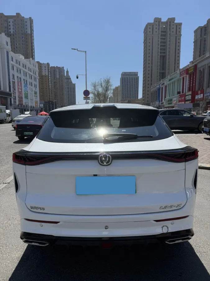 2024 ChangAn UNI-Z 1.5L 98HP L4 E-CVT PHEV 18.4KWH,autocango,china used car exporter,china ev exporter,chinese used car exporter,chinese used ev exporter