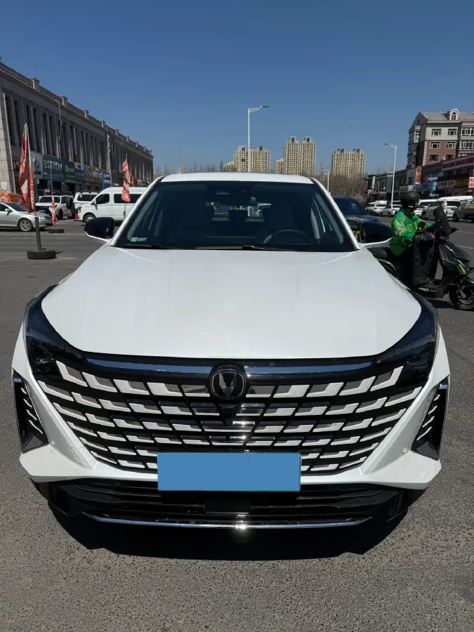 2024 ChangAn UNI-Z 1.5L 98HP L4 E-CVT PHEV 18.4KWH,autocango,china used car exporter,china ev exporter,chinese used car exporter,chinese used ev exporter
