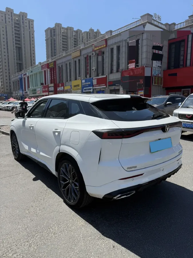 2024 ChangAn UNI-Z 1.5L 98HP L4 E-CVT PHEV 18.4KWH,autocango,china used car exporter,china ev exporter,chinese used car exporter,chinese used ev exporter