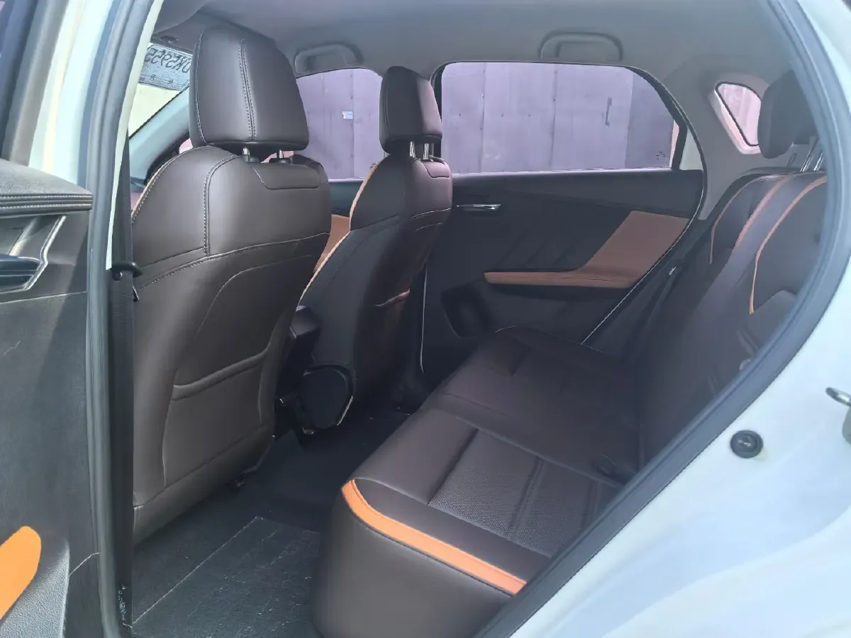 2021 Geely Azkarra 1.8T 184HP L4 7DCT,autocango,china used car exporter,china ev exporter,chinese used car exporter,chinese used ev exporter