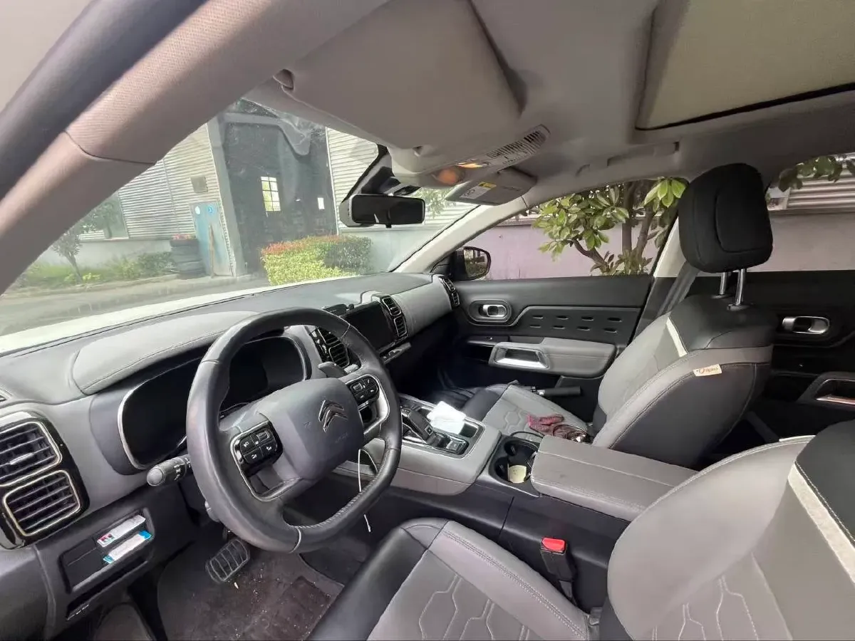 2020 Citroen C5 Aircross 1.6T 170HP L4 6AT,autocango,china used car exporter,china ev exporter,chinese used car exporter,chinese used ev exporter