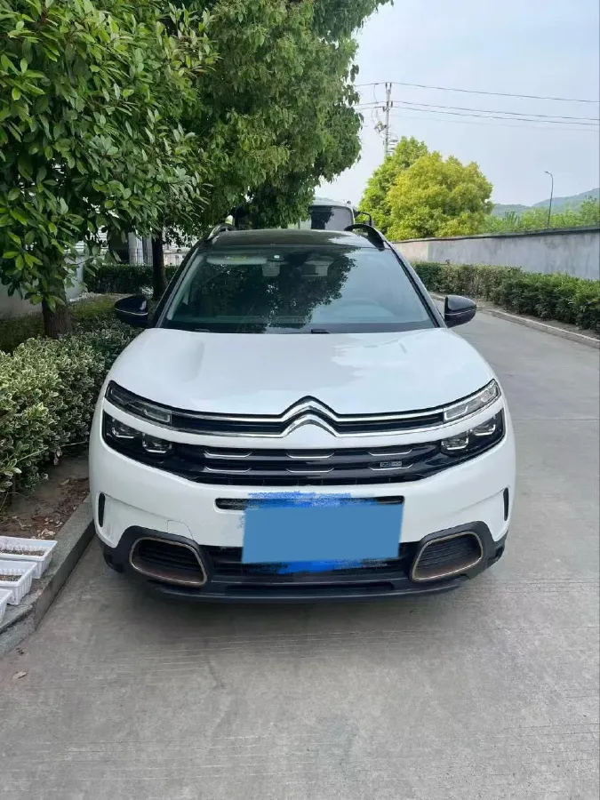 2020 Citroen C5 Aircross 1.6T 170HP L4 6AT,autocango,china used car exporter,china ev exporter,chinese used car exporter,chinese used ev exporter