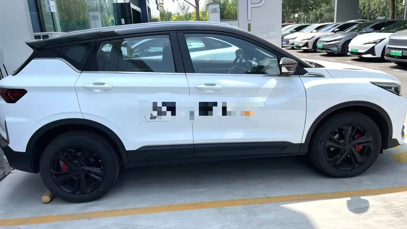 2025 Geely Coolray 1.5T 181HP L4 7DCT,autocango,china used car exporter,china ev exporter,chinese used car exporter,chinese used ev exporter