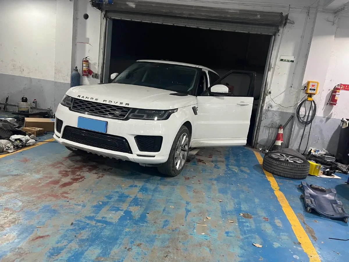 2018 Land Rover Range Rover Sport 3.0T 340HP V6 8AT,autocango,china used car exporter,china ev exporter,chinese used car exporter,chinese used ev exporter