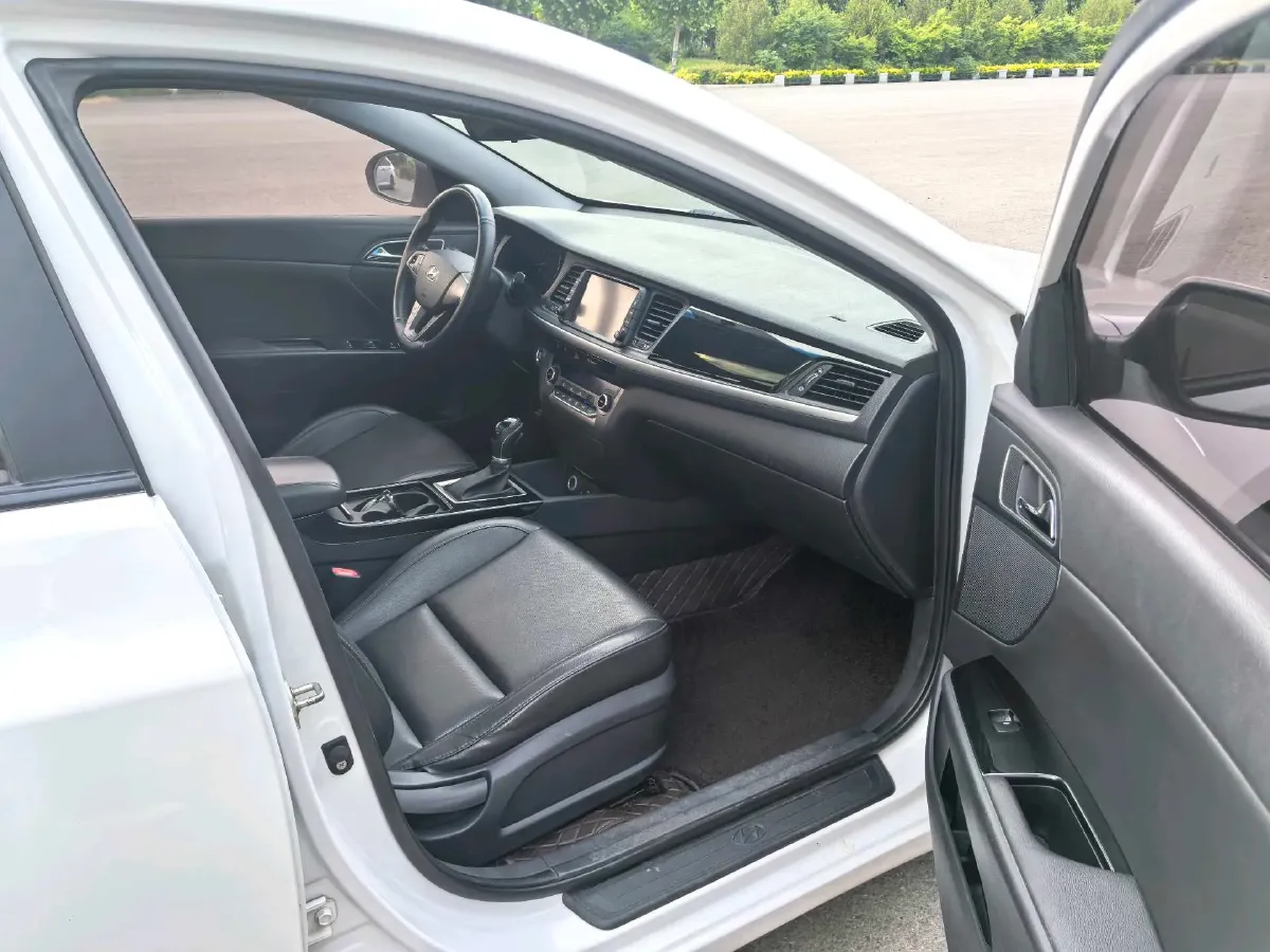 2017 Hyundai Mistra 1.8L 143HP L4 6AT,autocango,china used car exporter,china ev exporter,chinese used car exporter,chinese used ev exporter