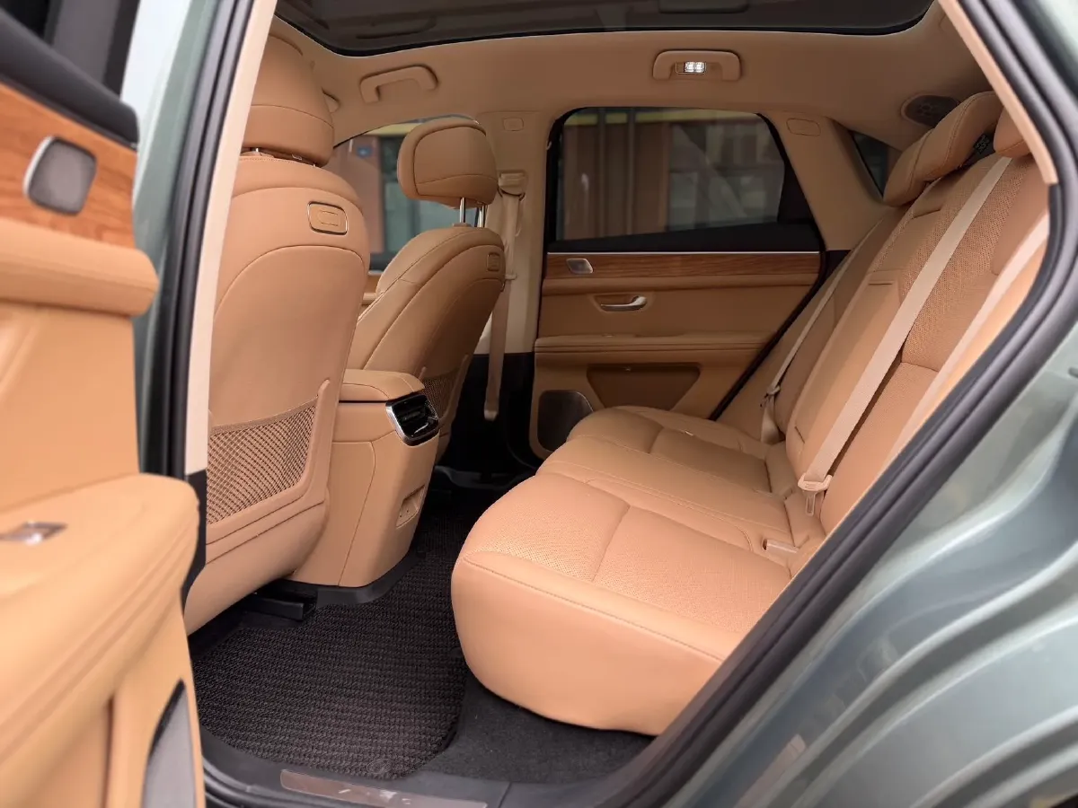 2023 HIMA AITO M5 1.5T 152HP L4 REEV 40KWH,autocango,china used car exporter,china ev exporter,chinese used car exporter,chinese used ev exporter