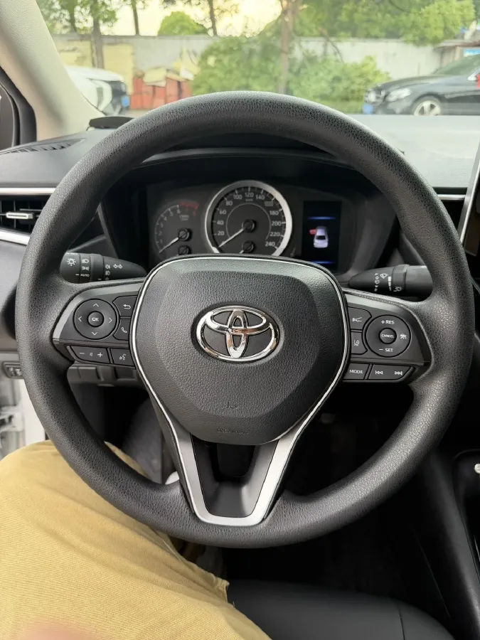 2021 Toyota Corolla 1.2T 116HP L4 CVT,autocango,china used car exporter,china ev exporter,chinese used car exporter,chinese used ev exporter