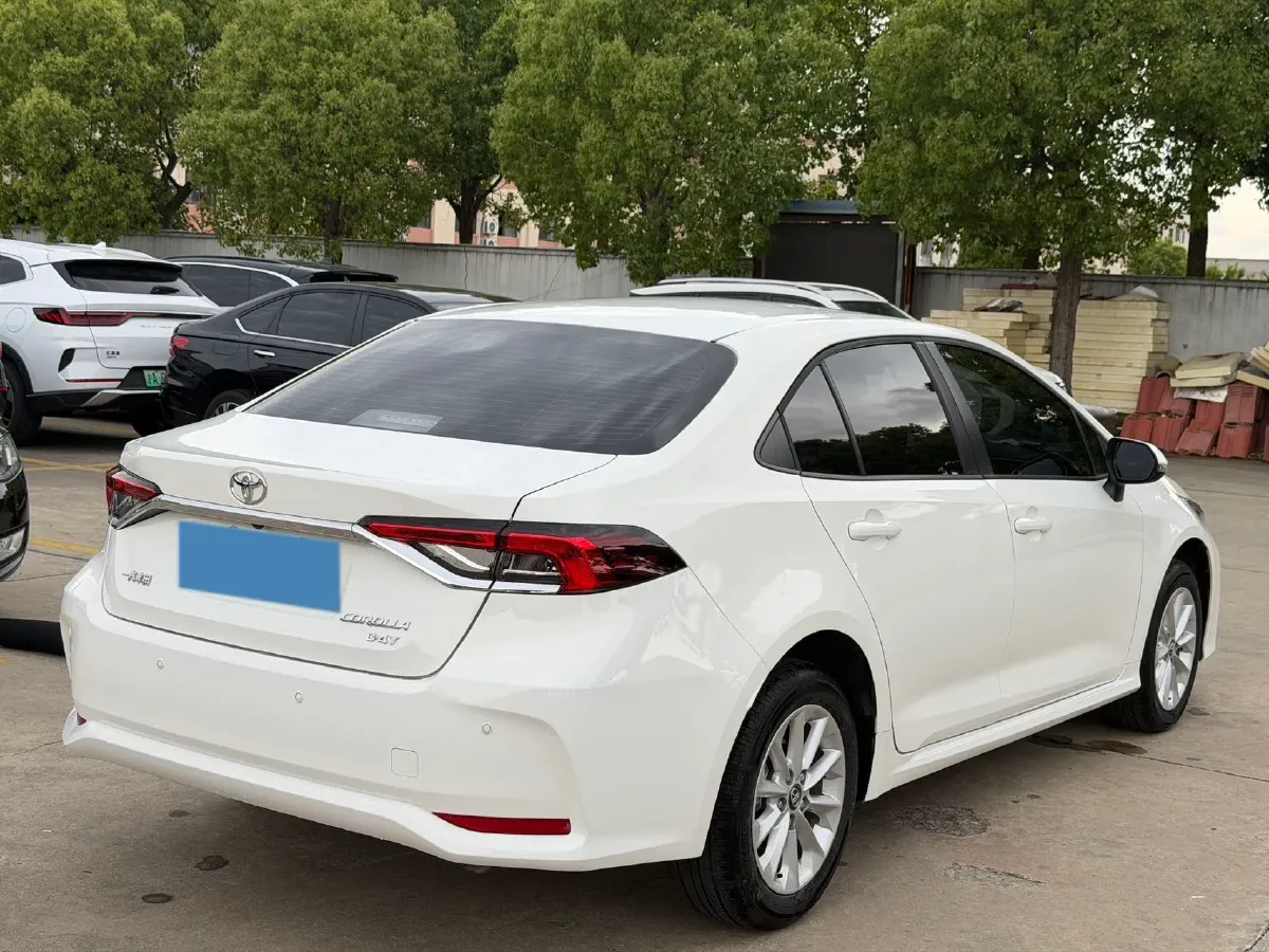 2021 Toyota Corolla 1.2T 116HP L4 CVT,autocango,china used car exporter,china ev exporter,chinese used car exporter,chinese used ev exporter