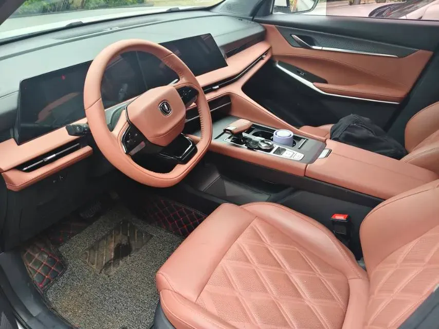 2023 ChangAn CS75 Plus 1.5T 188HP L4 8AT,autocango,china used car exporter,china ev exporter,chinese used car exporter,chinese used ev exporter