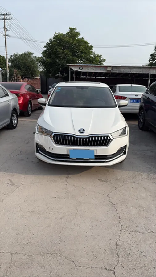 2019 Skoda Rapid Spaceback 1.5L 110HP L4 6AT,autocango,china used car exporter,china ev exporter,chinese used car exporter,chinese used ev exporter