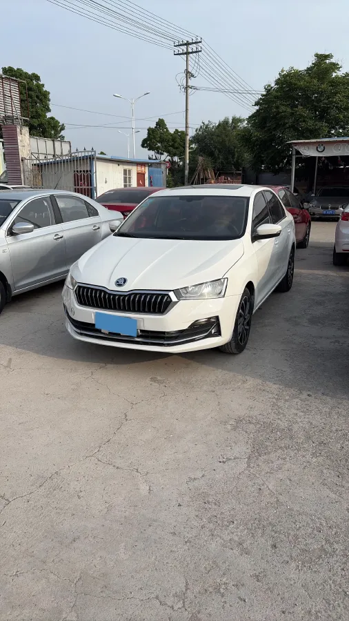 2019 Skoda Rapid Spaceback 1.5L 110HP L4 6AT,autocango,china used car exporter,china ev exporter,chinese used car exporter,chinese used ev exporter