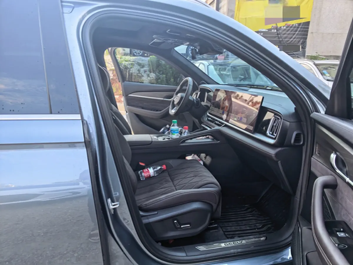 2025 Geely Monjaro 2.0T 238HP L4 8AT,autocango,china used car exporter,china ev exporter,chinese used car exporter,chinese used ev exporter