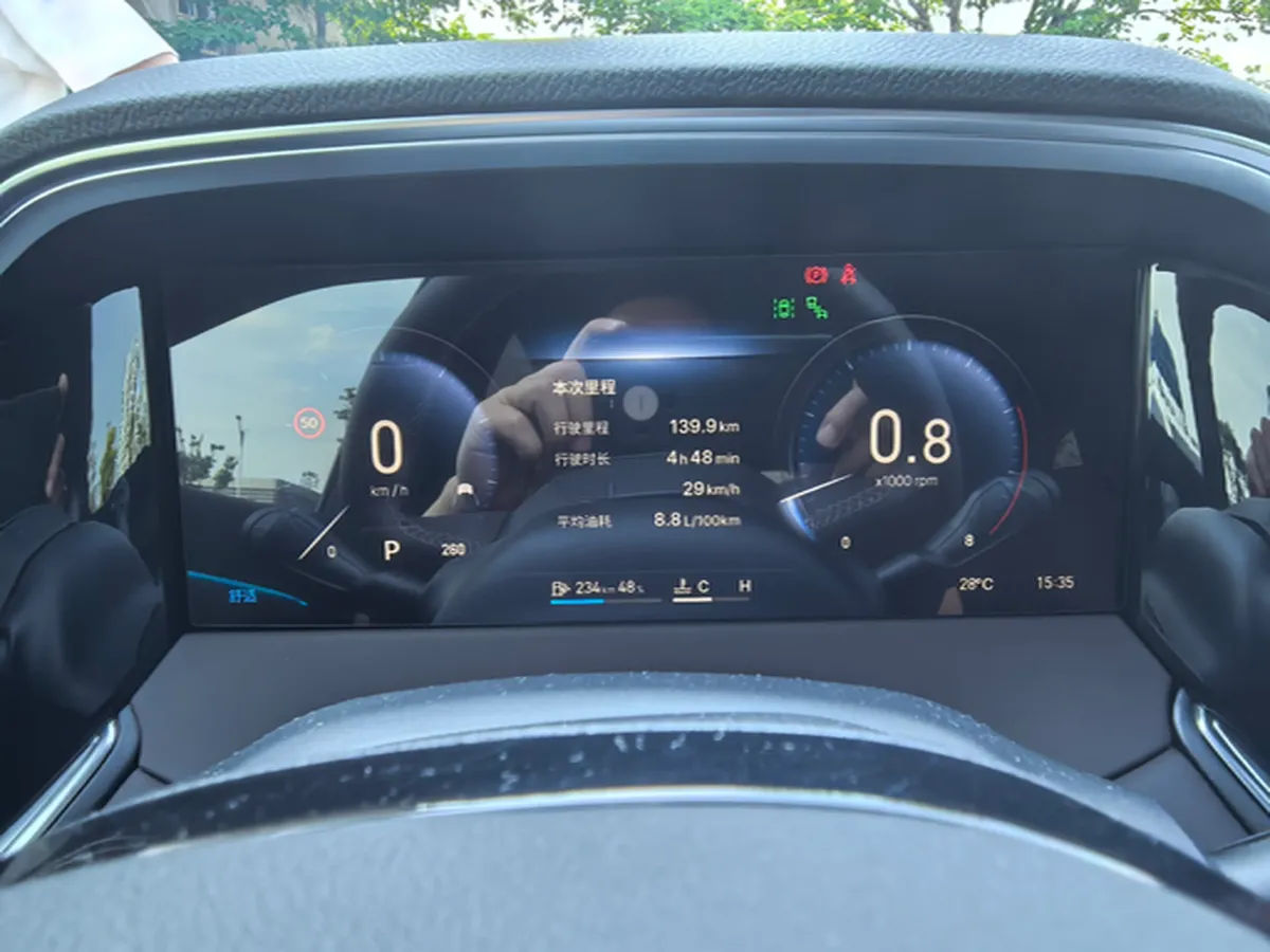 2025 Geely Monjaro 2.0T 238HP L4 8AT,autocango,china used car exporter,china ev exporter,chinese used car exporter,chinese used ev exporter