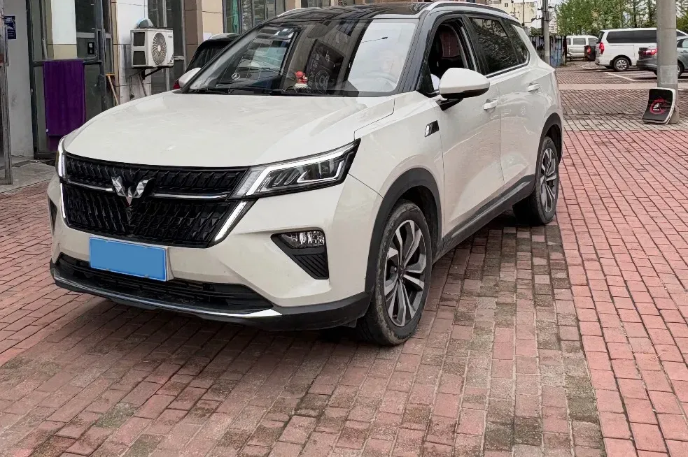2021 WuLing XingChen 1.5T 147HP L4 CVT,autocango,china used car exporter,china ev exporter,chinese used car exporter,chinese used ev exporter