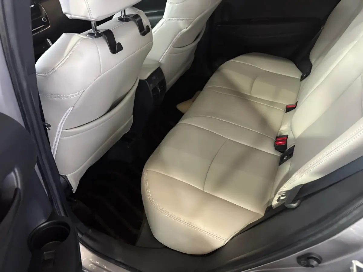 2022 Toyota Corolla Cross 2.0L 171HP L4 CVT,autocango,china used car exporter,china ev exporter,chinese used car exporter,chinese used ev exporter