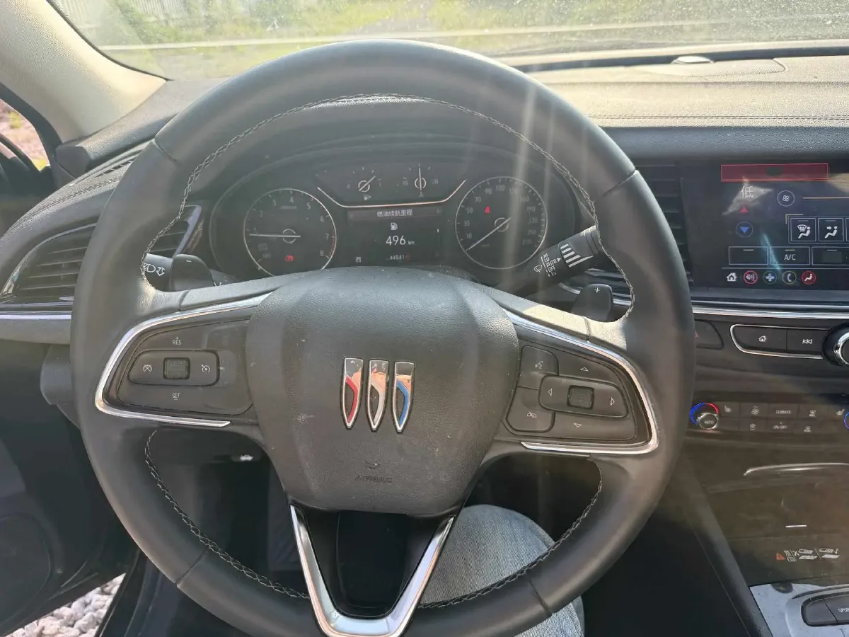 2024 Buick Regal 1.5T 169HP L4 9AT,autocango,china used car exporter,china ev exporter,chinese used car exporter,chinese used ev exporter