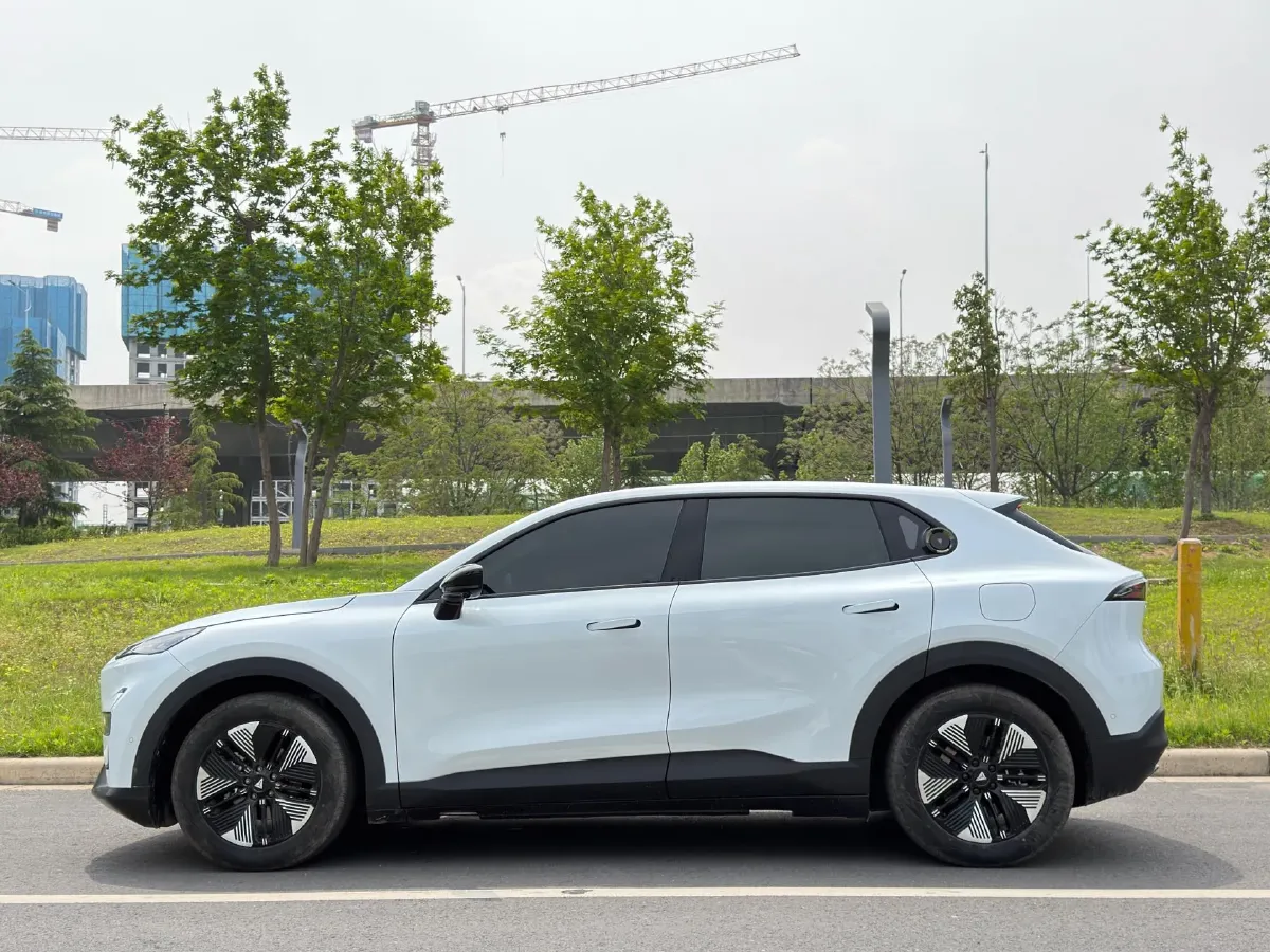 2025 ChangAn QiYuan A07 REEV 95HP REEV 28.4KWH,autocango,china used car exporter,china ev exporter,chinese used car exporter,chinese used ev exporter