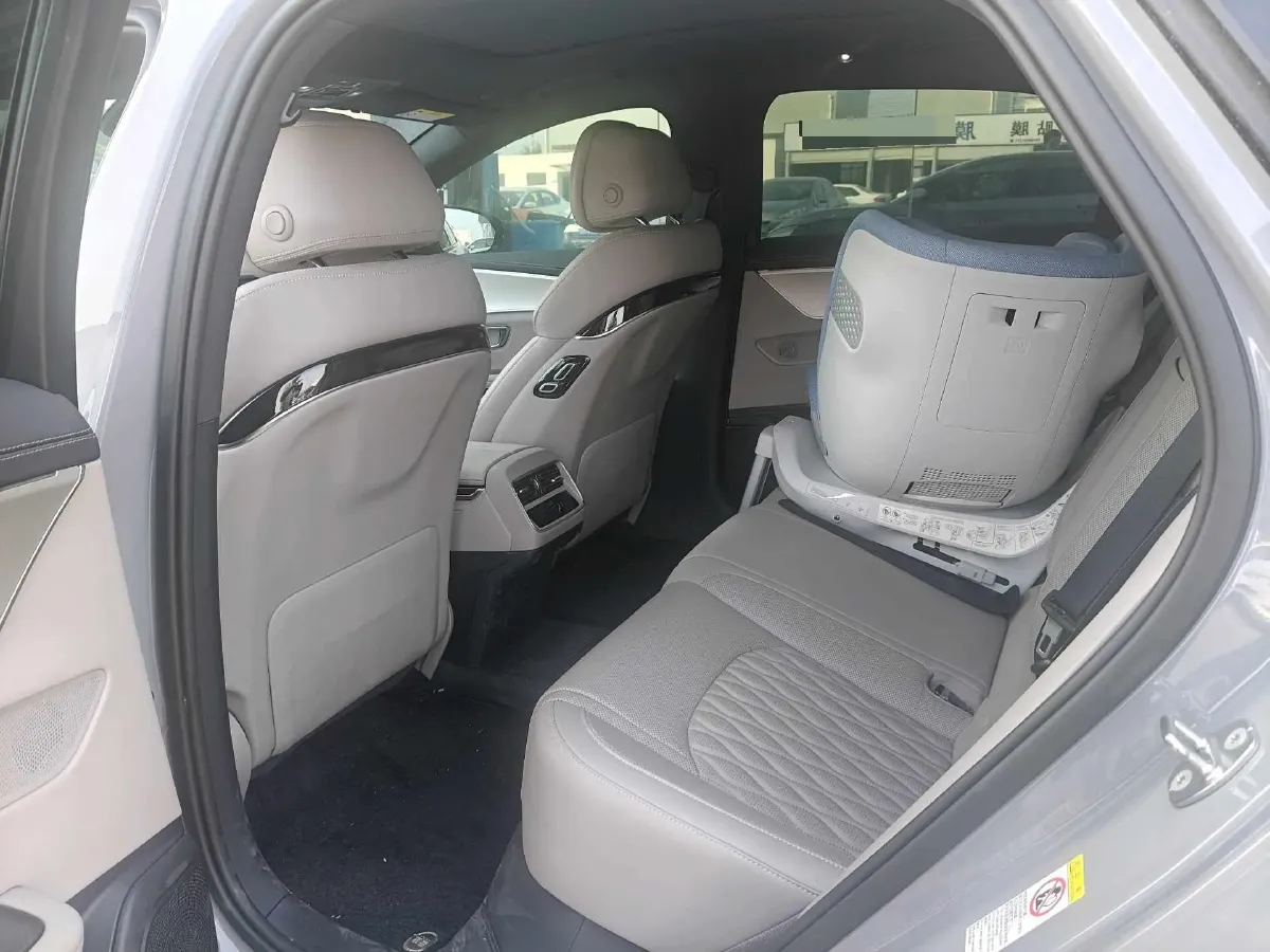 2024 BYD Han 1.5T 139HP L4 E-CVT PHEV 18.316KWH,autocango,china used car exporter,china ev exporter,chinese used car exporter,chinese used ev exporter