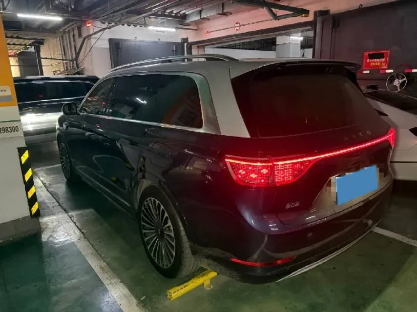 2025 AITO AITO M9 REEV 160HP REEV 52KWH,autocango,china used car exporter,china ev exporter,chinese used car exporter,chinese used ev exporter