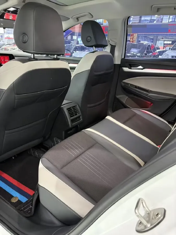 2021 Volkswagen Golf 1.4T 150HP L4 7DCT,autocango,china used car exporter,china ev exporter,chinese used car exporter,chinese used ev exporter