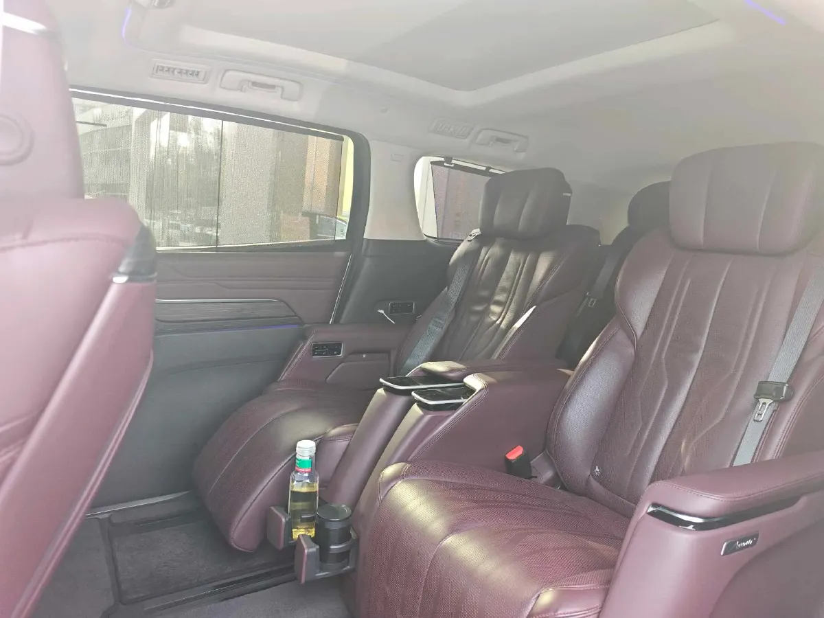 2023 Buick Century 2.0T 237HP L4 9AT,autocango,china used car exporter,china ev exporter,chinese used car exporter,chinese used ev exporter