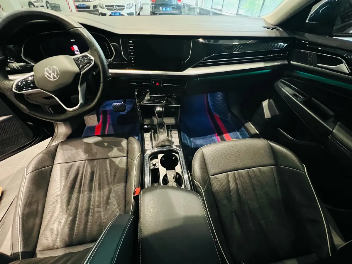 2023 Volkswagen Passat 2.0T 186HP L4 7DCT,autocango,china used car exporter,china ev exporter,chinese used car exporter,chinese used ev exporter