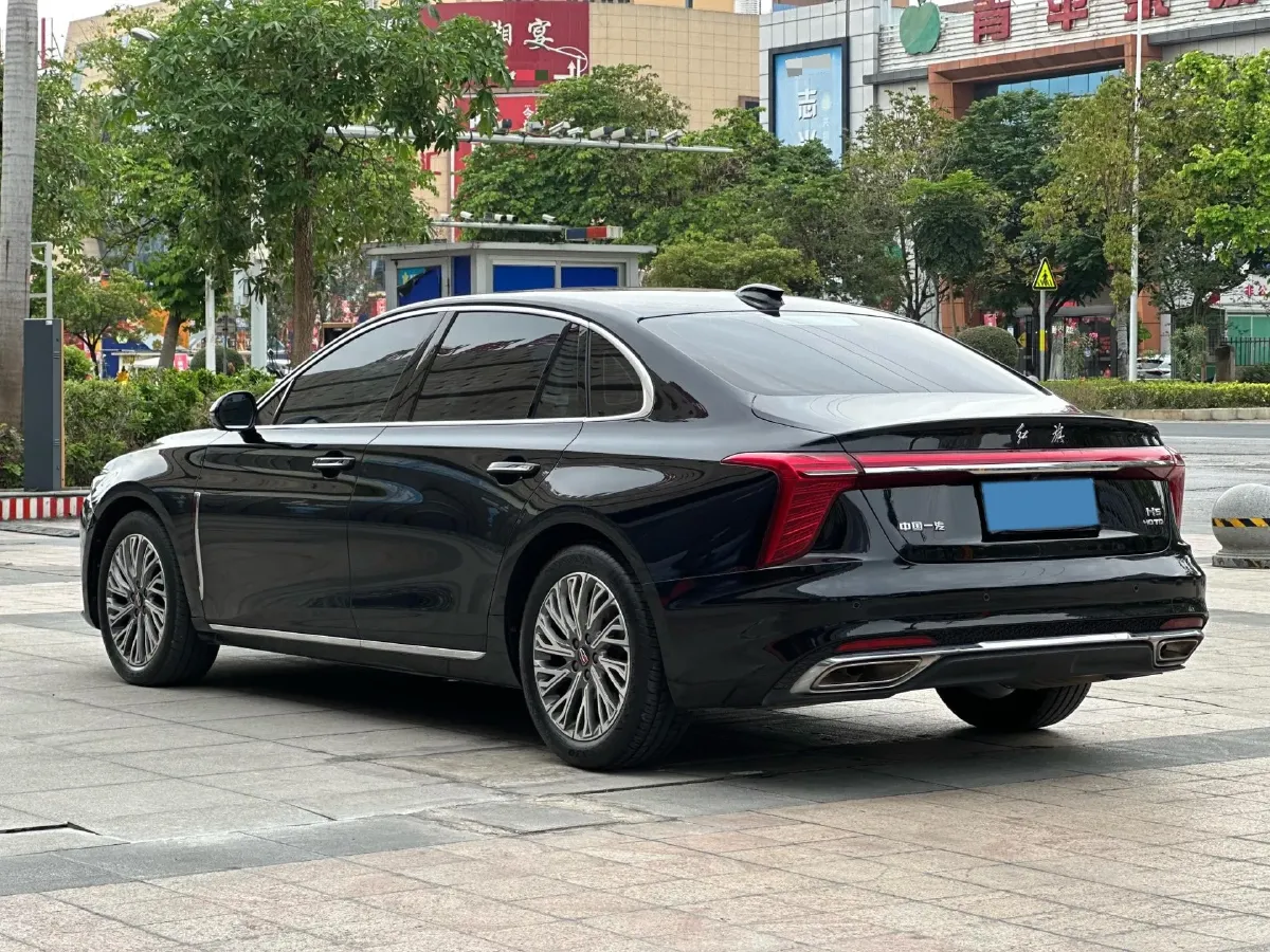 2024 HongQi H5 2.0T 224HP L4 8AT,autocango,china used car exporter,china ev exporter,chinese used car exporter,chinese used ev exporter
